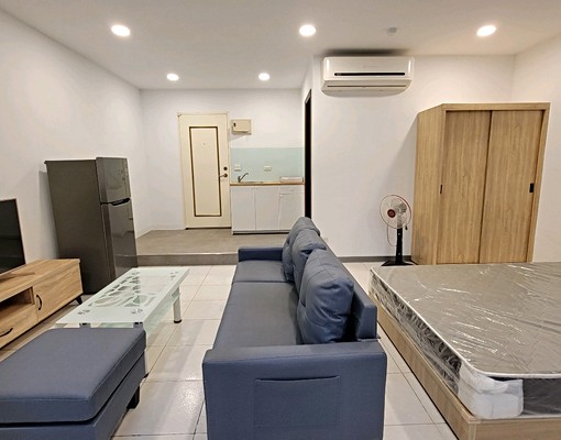 青山二街大套房+車位14000不租車位也可以 - Image 3