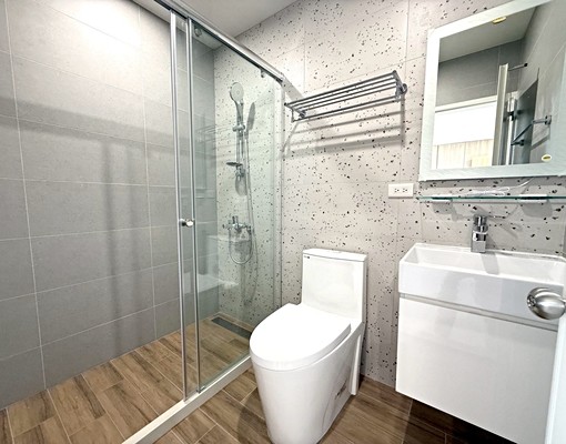 南砍市場🏘️台水電⚡️採光通風佳/全新整理首批入住🌟 - Image 10