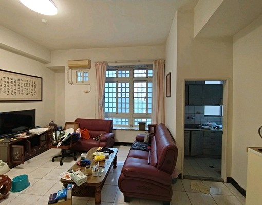 市中心三房有車位有管理 - Image 1