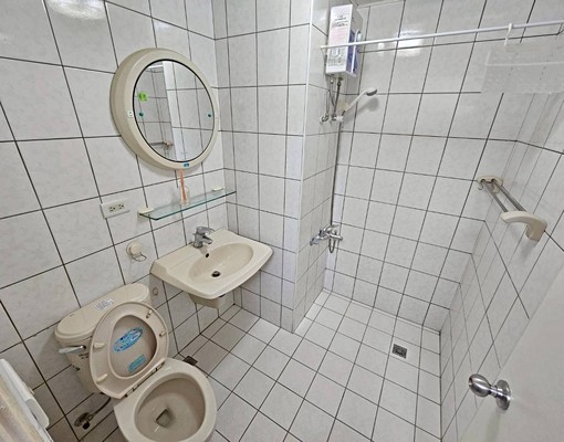 府中、租補報稅電梯管理採光獨洗曬機能強台電 - Image 4