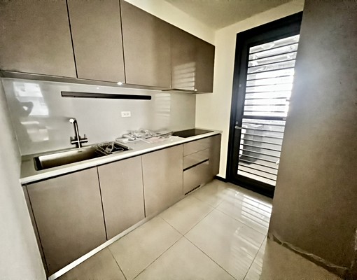 浩瀚湖濱城💖可租補💖全新視野戶兩💖平車 - Image 5