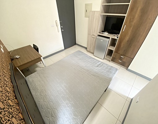 北區梅亭街秒殺🔥可租補🔥可貓✨室內機車位✨電梯✨陽台 - Image 3