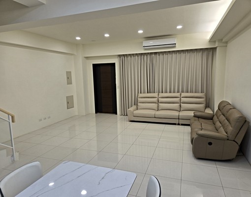 有謙家園💖大面寬獨棟邊間 - Image 1