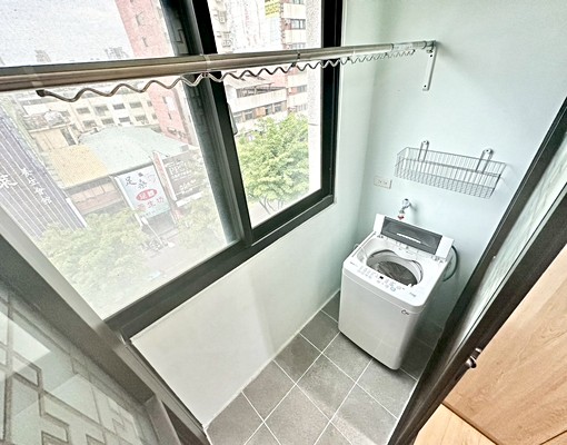 北區忠明可租補報稅半年約⚡陽台獨洗曬⚡️流理台⚡電磁爐⚡電3 - Image 8