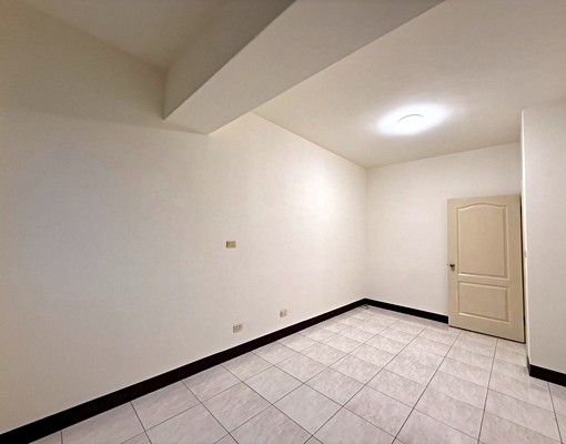 三重國小🏠租補戶籍❤️台水電💦天然瓦斯/採光通風佳 - Image 7