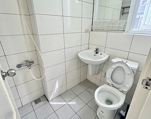 近嶺東👍雙租補💰機車位!有電梯🛗近工業區生活方便 - Image 7