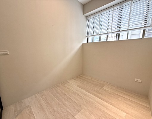 可租補😍精緻典雅家具齊全洗脫烘1+1房型🏠黃金地段近勤美 - Image 8