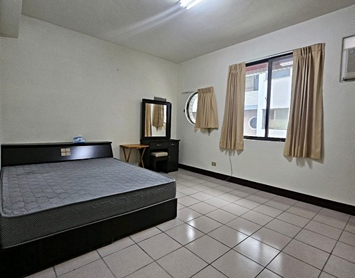 大維夜市雙車位透天(可停電動車) - Image 5