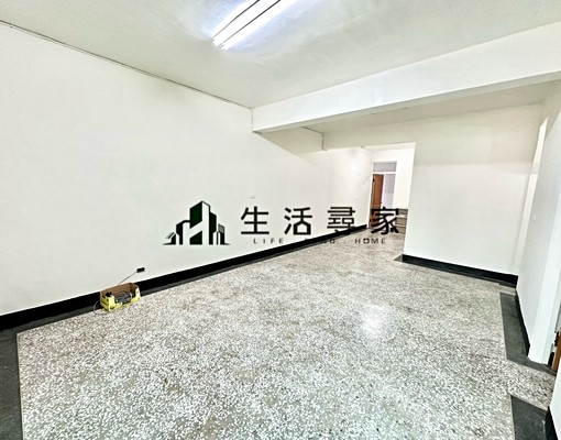 🗿【仁德4房住家出租】可租補/可入戶籍/附一格汽車位🗿 - Image 4