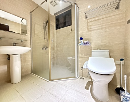 大慶|中山醫🌺宏都雙子星🌺大二房二衛|浴缸|傢俱|平車 - Image 13