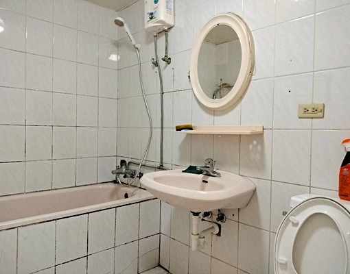 🏠好樂迪樓上_獨立大套房_社宅可租補_近桃園觀光夜市 - Image 3