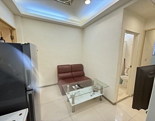 可租補!捷運市府站★可寵、開伙★採光通風佳★兩房★入籍洽★ - Image 3