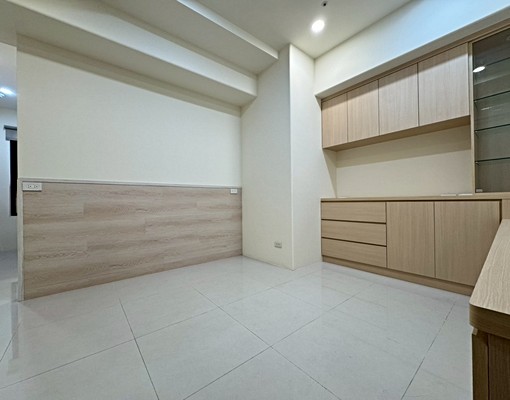 ⭐博愛香榭|近R14巨蛋捷運站|拎包入住|兩房車位 - Image 1