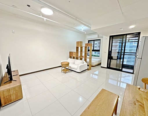 近高鐵/捷運站~稀有舒適1房大空間~可租補 - Image 9