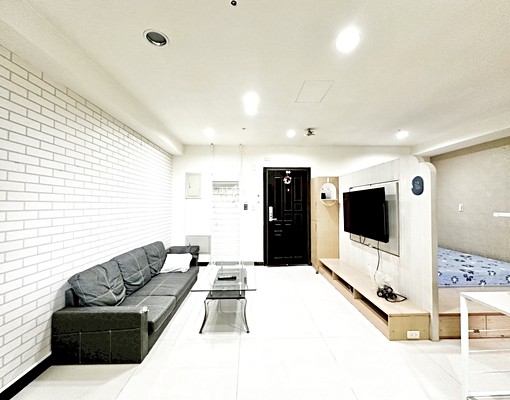 我最懂泥的心✨可租補台水電✨有汽車位超大空間 - Image 4