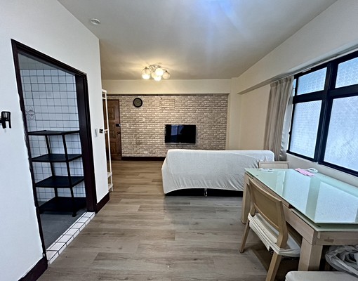 東區超便宜三房#可租補#可入戶#可寵#機車位 - Image 4