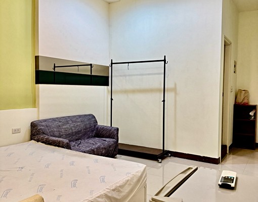 免爬樓梯！文心中清捷運站旁！安靜巷弄內 - Image 4