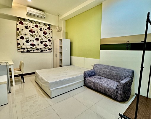 免爬樓梯！文心中清捷運站旁！安靜巷弄內 - Image 1