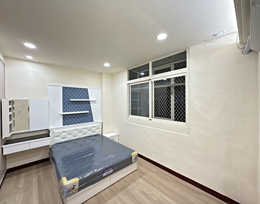 觀光大樓玉市場樓上全新整理美三房可看到湖心亭機能完善!!! - Image 6