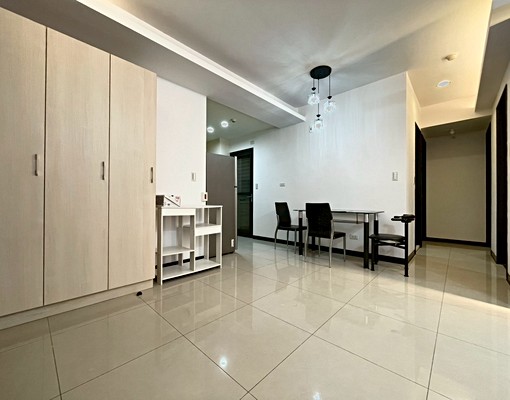 嶺東☀️2分至春社市場旁☀️3房車位☀️有傢俱直接入住 - Image 3