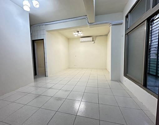 租幸福路❤️文德國小❤️前後陽台❤️美2樓 - Image 2