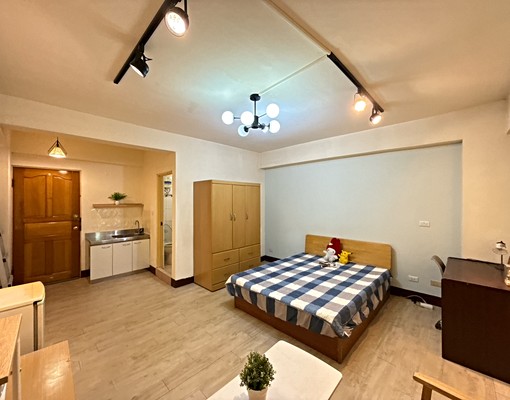 振興路靜巷健康套房低樓層好出入含水網路第四台電5.5獨洗窗曬 - Image 2