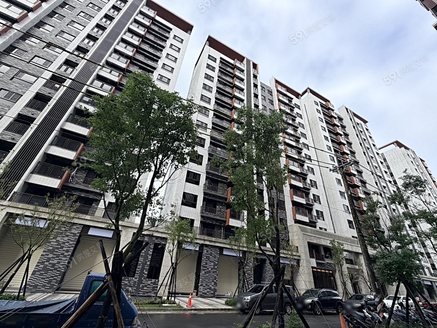 市心朗朗實景圖