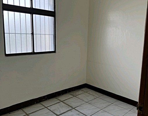 清幽透天住家，自住外，還有大空間可以置物，可以停多輛車 - Image 2