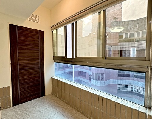 美崙千坪公園旁🔥有管理員.高樓層.平面車位🏠3房電梯華廈 - Image 4