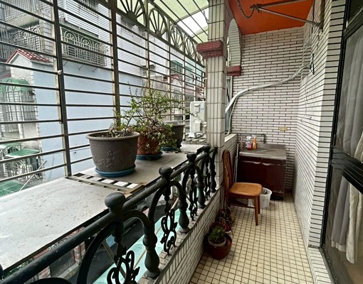 易居🐣近新莊好市多|獨立衛浴|寬敞大陽台 - Image 7