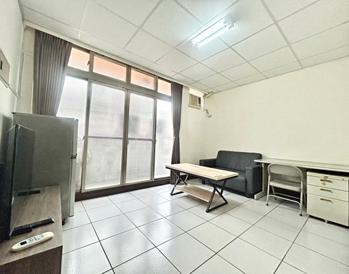 勤益學生合租✨2房1廳1陽台✨可租補✨落地窗採光✨衛浴開窗✨ - Image 5