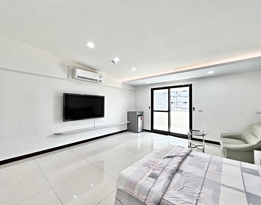 超級漂亮.大坪數採光好💖🦁大露台獨洗.可租補🥇衛浴開窗 - Image 2