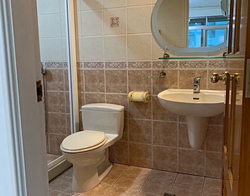 電梯大樓、4房2廳2衛、雙大落地窗、雙大陽台(房仲勿擾) - Image 5