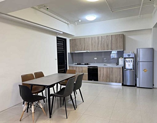 近高雄大學|面藍田公園|次高樓層景觀超美大四房+平車 - Image 3