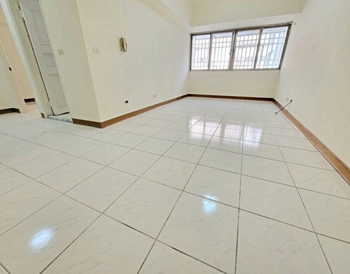 北屯好事多最便宜三房平車可租補 - Image 4