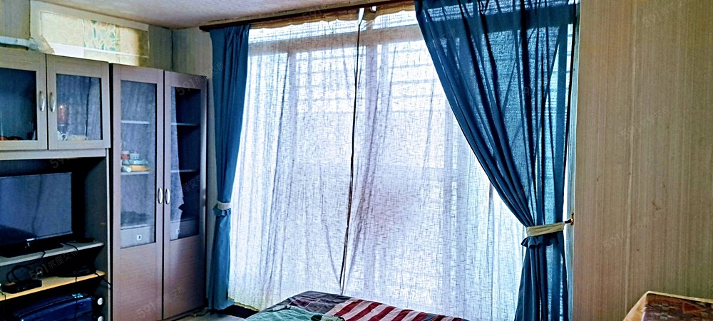 採光線充足, 落地大窗戶