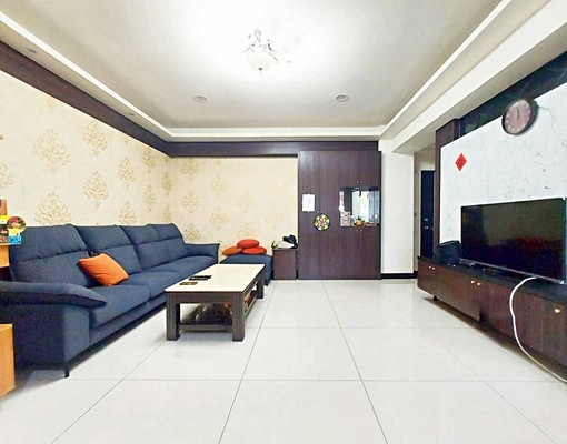 南福街河濱公園景觀三房車屋況整潔採光明亮通風棒大空間近長榮 - Image 3