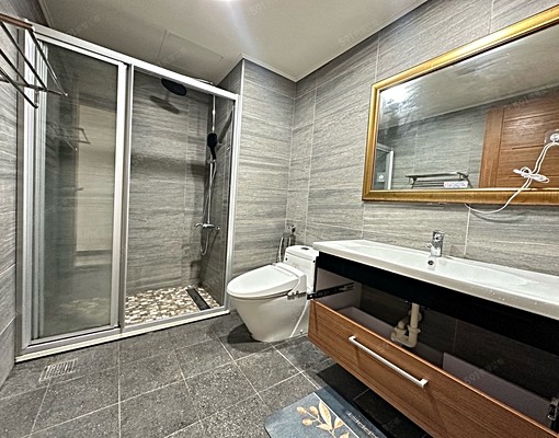 溫馨2房,廚房跟客廳分開,高樓景觀戶全配含車管 - Image 6