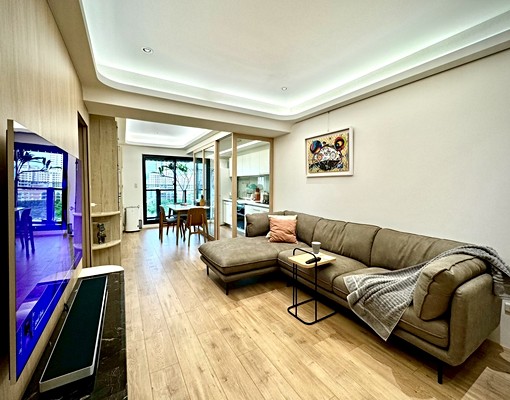 首租登場⭐️三改二房.面公園百萬裝潢全配+含管+平車.可報稅 - Image 1