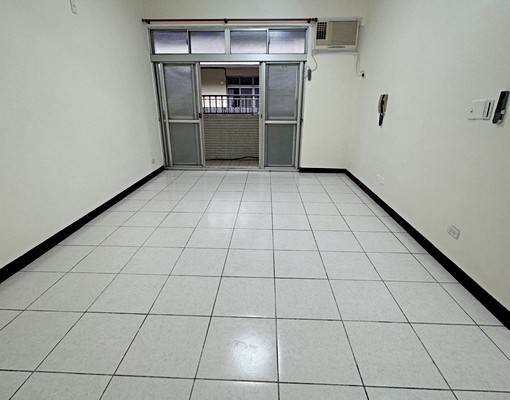 可租補❤️免仲萬隆3分鐘~學區低樓層/全聯3房2衛✅誠可議 - Image 2