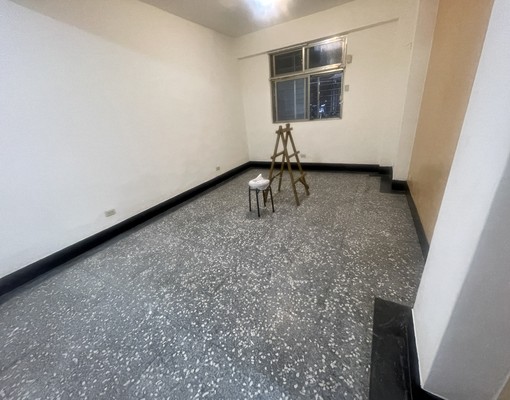 一樓10米路邊出租 - Image 8