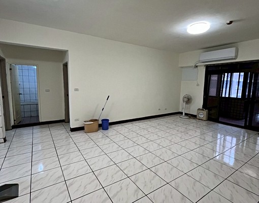 免仲介費~已有配合社宅業者~電梯3房~可申請租補~ - Image 5