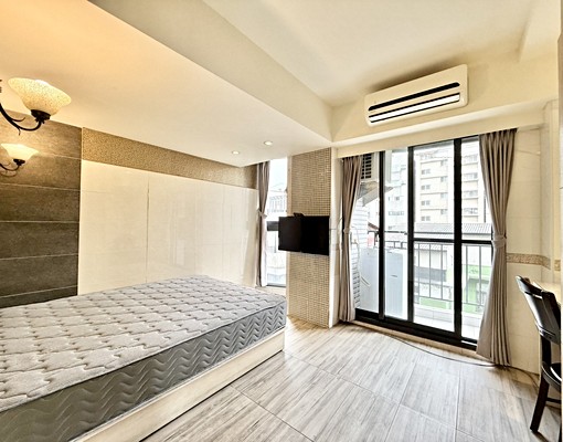 環遊了整個星系✨雙租補環繞採光✨台電計費室內機車位 - Image 1