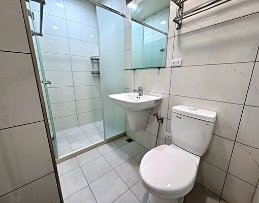 亞東醫院❣️租補~免爬梯~通風佳~流理臺可炊獨洗曬裝潢新 - Image 4