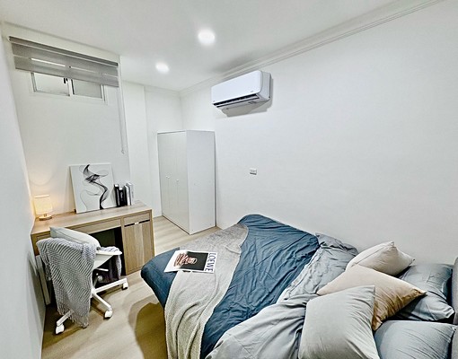 可租補入籍❗新裝潢傢俱、台水電✅垃圾代收✨近雙捷運、樂華夜市 - Image 1