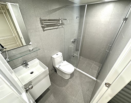 近一中🥤整棟全新頂級裝潢🥤一房一廳可雙租補可報稅流理台 - Image 11