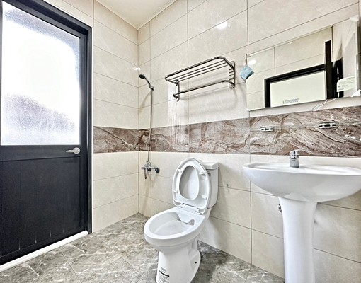 幸福就是妳✨小資可租補✨採光好✨衛浴通風✨地段佳生活機能好✨ - Image 10