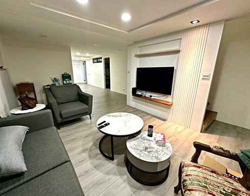 板新🤩乾濕分離/垃圾代收/超大空間/精美裝潢 - Image 1