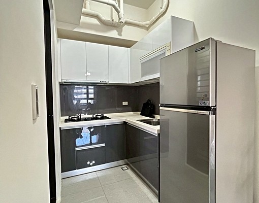 近大里軟體園區｜２房平車｜可租補｜有傢俱電🍊 - Image 2