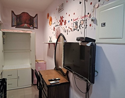 屋主自租女生套房-單純女生宿舍 - Image 1